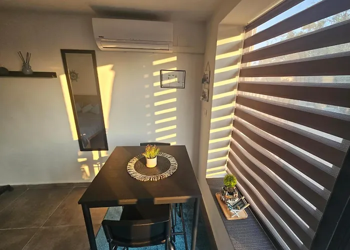 Dts3 Apartment