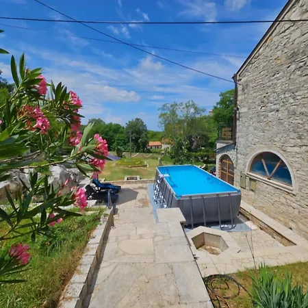 Dts3 Kaštel