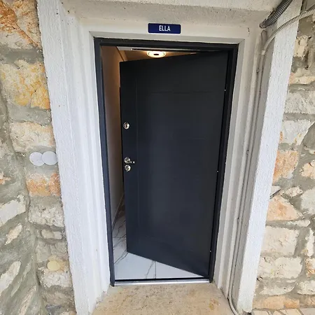 Dts3 Apartmán Kaštel